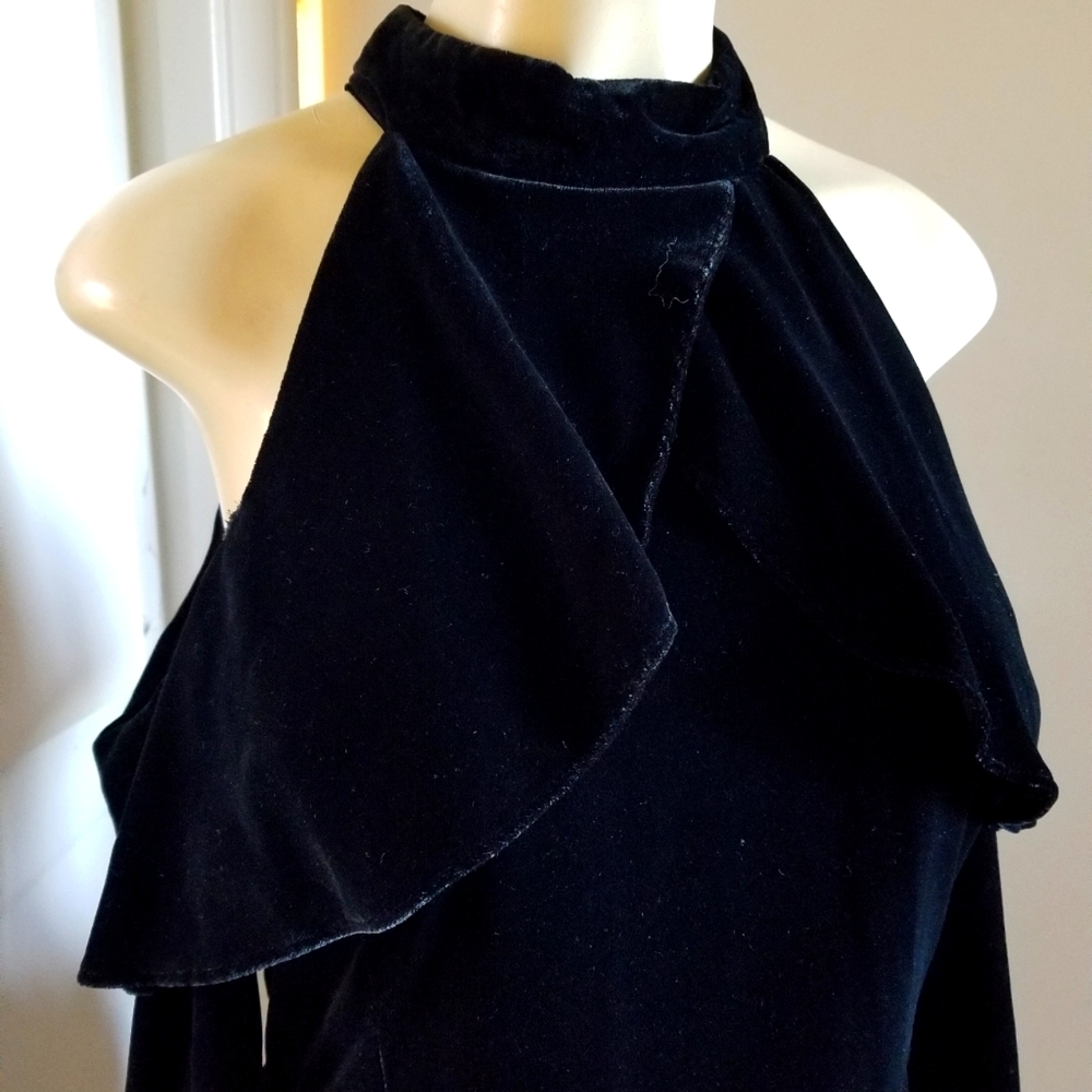 Zara black velvet  off shoulder holiday dress large - Picture 3 of 15